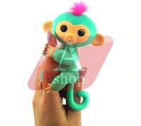 Интерактивная игрушка обезьянка Fingerlings Baby Monkey
